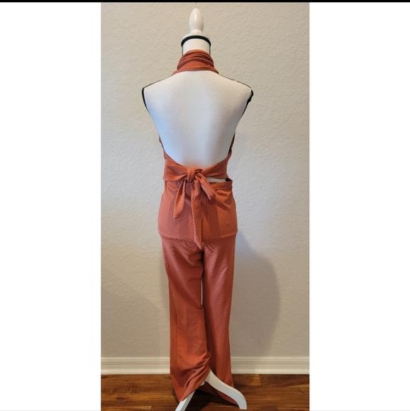 Burnt Orange Ribbed Halter Jumpsuit - Picture 4 of 4